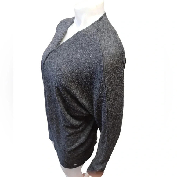 Titika Grey Shrug Sweater Size Medium - Picture 3 of 6
